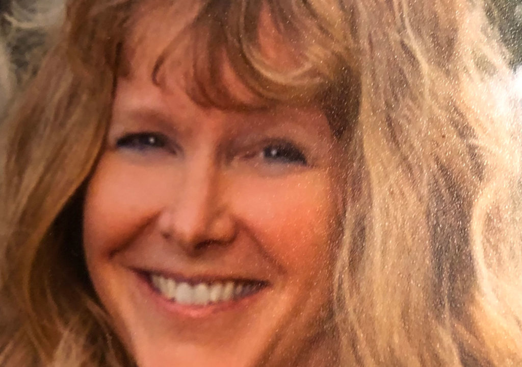 Neila Anderson-Decelles ’88, M’00