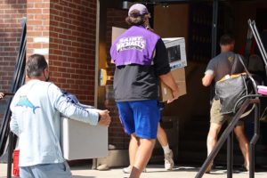 Move-In traditions make robust return