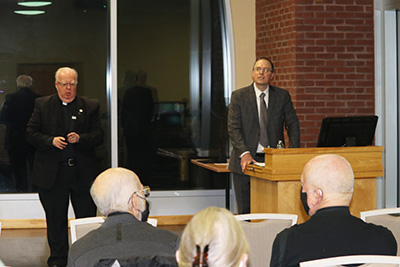 Speaker describes how St. Edmund influenced so many souls in his time, and even beyond