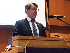 Lecture brings intimate view of Ukraine music, culture to campus