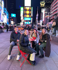 Students learn and grow in NYC with professor at psychology convention