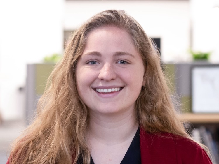A headshot of Rebecca Shedd.