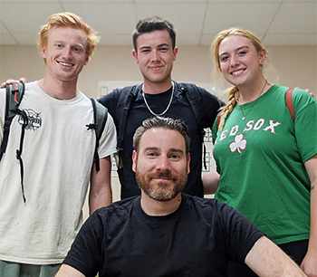 Student summer research trio strives to advance diabetes therapy in Dieni lab