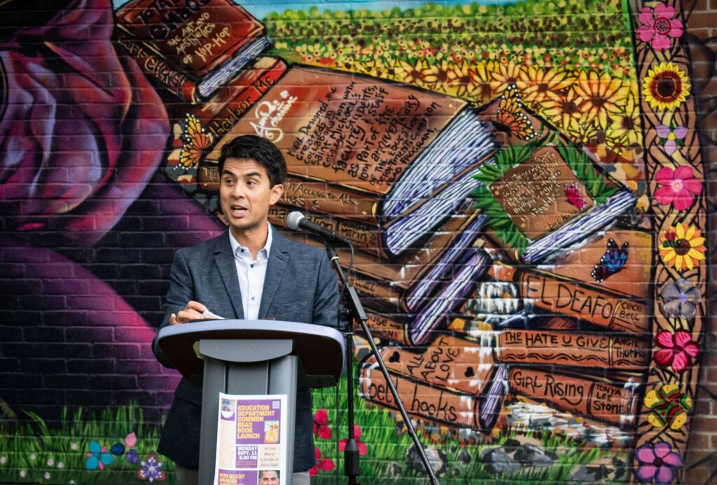 Caldecott Medal-winning author, illustrator discusses diversity and equity in writing and teaching