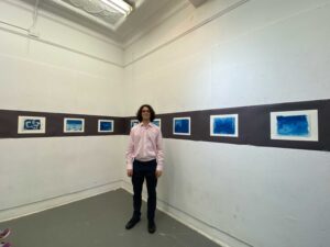 Gabriel Kelsey ’24 exhibits in Sloane