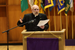 Visiting speaker at Saint Michael’s College encourages Catholics to vote their conscience in elections